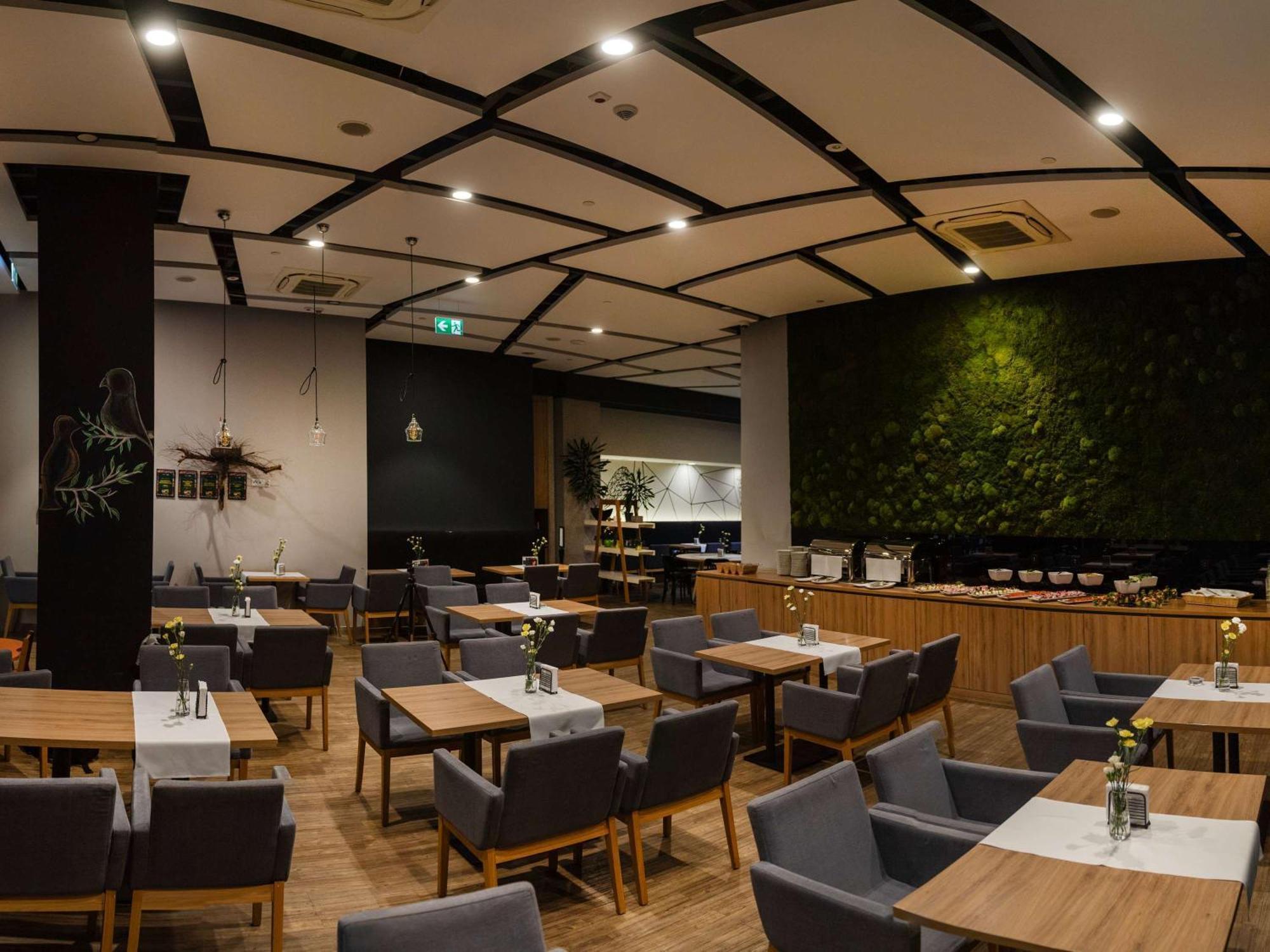 Ibis Styles